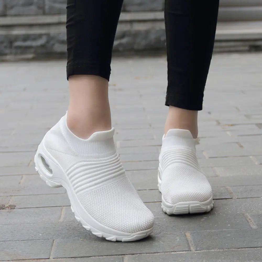 Super Soft Women’s Walking Shoes